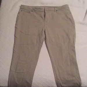 Women’s Khaki Jegging **WORN ONLY ONCE**